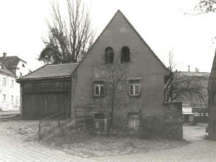 Dresden-Strehlen, Kreischaer Straße 34. Ehem. Vierseithof (1697, 1847). Wohnstallhaus. Straßenfront
