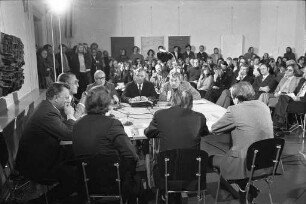 Ausstellung "Profitopolis" des Badischen Kunstvereins