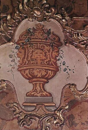 Innendekoration des Festsaals — Wanddekoration des Festsaals — Vasen — Vase