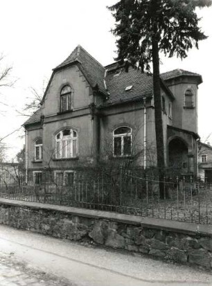 Radebeul, Borstraße 15. Villa "Heimburg" (um 1910)