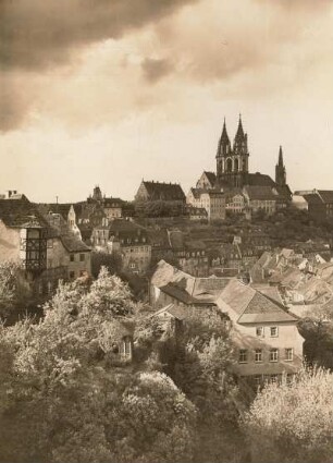 Meißen, Blick vom Haus Freiheit Nr. 8 auf den Burgberg mit Dom