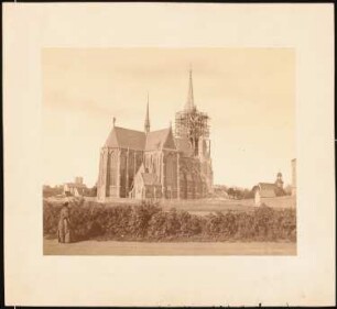 St. Michaeliskirche, Breslau Turmergänzung: Ansicht von Nordost mit eingerüstetem südlichen Turm