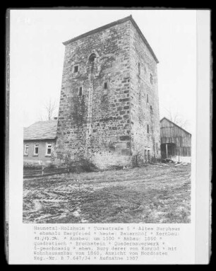 Burg Holzheim / Burg derer von Romrod — Altes Burghaus
