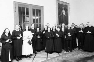 Freiburg: Münster, 50 Jahre Priesterjubiläum Weihbischof Karl Gnädinger