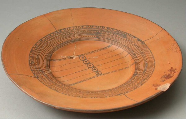 Clay plate