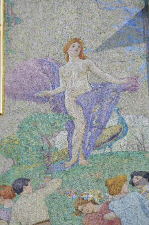 Jugendstilbild : Dieses Jugendstil-Kachelbild befindet sich an der Fassade eiens Wohnhauses in einer Nebenstraße vom Wenzelsplatz