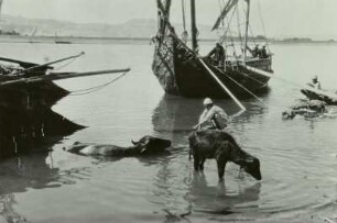Ägypten, Nil bei Luxor mit Dahabije