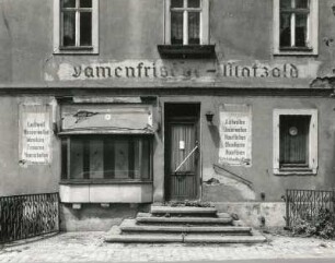 Dresden-Loschwitz, Rißweg 59. Wohnhaus mit Laden (1867/1900). Laden