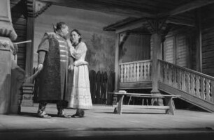 Szenenbilder aus "Die Brautschau" von J. S. Miljutin mit F. Kronström, M. Ladyka a. G., M. Dorka a. G., J. Siegl, J. Bergmann, A. Göse a. G., Metropol-Theater,