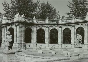 Märchenbrunnen