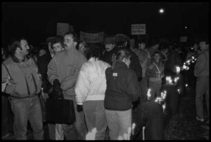 Montagsdemonstration vor der Dienststelle des MfS
