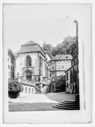 Kilianskapelle mit Vorplatz