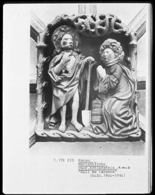 1. Schlussstein von Osten: Noli me tangere