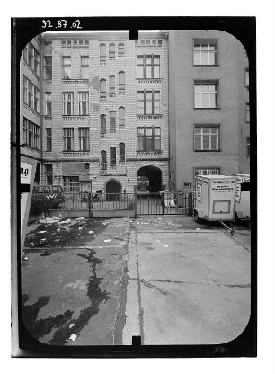 Berlin : Rosa-Luxemburg-Str. 14