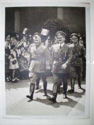 Bildtafel - Hitler und Mussolini bei einem Treffen in München