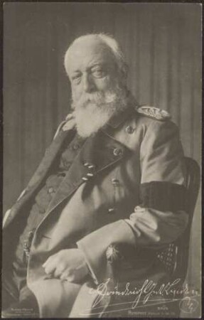 Großherzog Friedrich I. in Uniform, sitzend, Kniestück.
