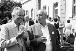 32. Tagung 1982 Physiker; Mainau: Rudolf L. Mößbauer, Ernst O. Fischer, hinten Friedrich A. v. Hayek (Mitte), rechts J. Uhlenbusch