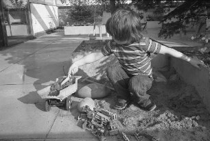 Aktion "Ganz Karlsruhe wird kinderfreundlich" zum Weltkinderjahr 1973