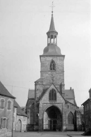 St. Arnual: Kirche