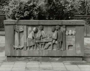 Ehemaliger Brunnen "Sorbische Bräuche"