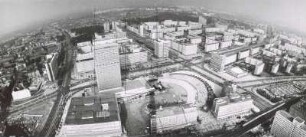 Alexanderplatz in Berlin : Blickrichtung Osten