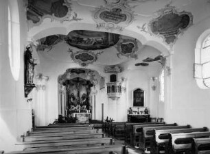 Mindelaltheim. Kapelle Heiliges Kreuz (1696; J. Albrecht und 1753; J. Dossenberger). Inneres zum Altar