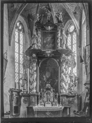 Pfarrkirche, Hochaltar