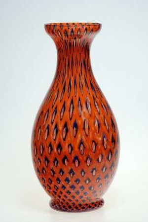 Vase mit orange-blauem Netzmuster