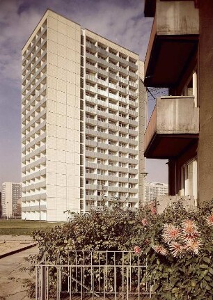 Dresden. Appartementhochhaus in der Nähe Hauptbahnhofes