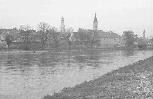 Lauingen: Stadtbild mit Donau