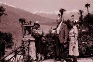 Bellagio: Schwimmbad vor dem Hotel, Villa Serbelloni