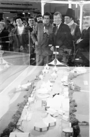 Berlin: ITB; 750 Jahrfeier Berlin 1987; ITB Stand; Modell zum Jubiläum Straße 17. Juni