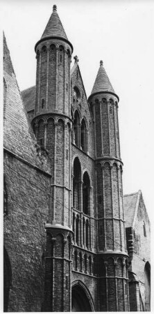Westfassade der Liebfrauenkirche, Brügge, Flandern, Belgien