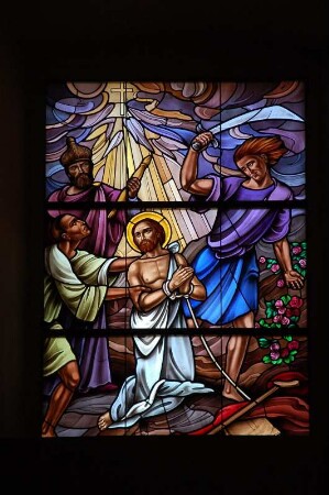 Kirchenfenster in der Kirche San Giacomo Apostolo in Orosei
