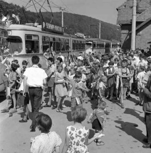Übergabe des letzten Streckenabschnitts der neuen Albtalbahn zwischen Marxzell und Herrenalb.
