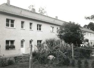 Dresden-Trachau. Wohnsiedlung der Gewobag (1928/um 1935; H. Richter). Wohnblock, Gustav-Richter-Straße 2/22. Gartenansicht (Rückseite)