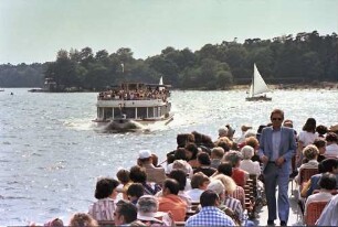 Berlin; Tegel: Schiffsbegegnungen auf dem Tegeler See
