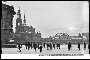 Dresden, die vereiste Elbe 1929, an der Augustusbrücke, Blick auf Katholische Hofkirche und Italienisches Dörfchen