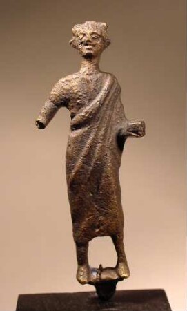 Etruskisch-italische Statuette einer Priesterin