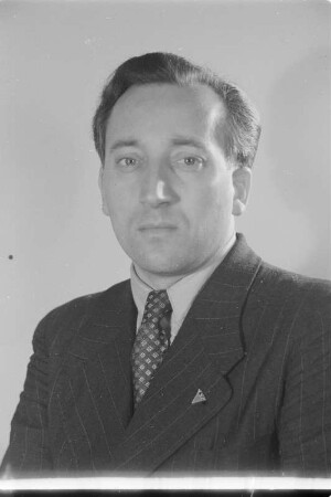 Porträt: Mirtschink, Geoerg : Portret: Jurij Měrćink