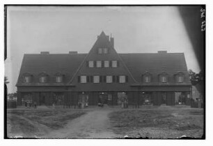 Wohnhaus mit Läden : Lauta (Niederlausitz)? Wohnhaus mit Läden