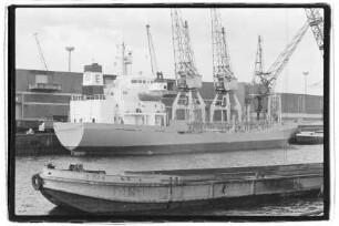 Helga Essberger, Essberger.- John T. Essberger, Hamburg