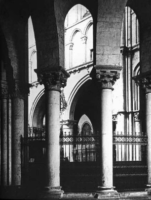 Blois, St. Nicolas (früher St. Laumer), Chorumgang