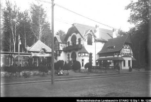 Wallanlagen und Gebäude in Wolfenbüttel Enthält: Sternhaus