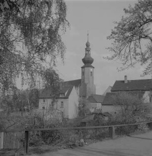 Ansicht einer Dorfkirche