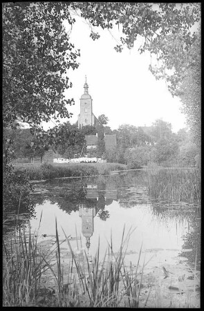 Groitzsch. Blick zur Kirche