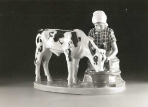 Bauernmädchen mit Kalb
