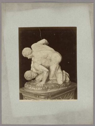 Firenze: Galleria Ufizi, I Lottatori, gruppo in marmo, No. 3151