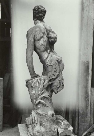 Faun aus dem Schlosspark in Schwerin : Faun aus dem Schlosspark in Schwerin. Sandstein (um 1700; B. Permoser, 1945/1952 restauriert von W. Hempel)