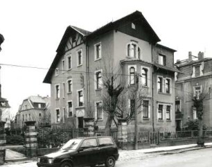 Mittweida, Johann-Sebastian-Bach Straße 1. Wohnhaus (um 1900)